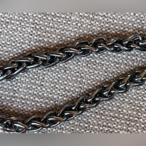 New Adjustable Crossbody/ Shoulder Strap Purse/Wallet Chain in Black - Picture 3 of 14